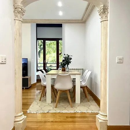 Apartamento Céntrico En Avenida De La Libertad, A 400m Playa De La Concha *