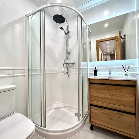 Apartamento Céntrico En Avenida De La Libertad, A 400m Playa De La Concha Appartement *