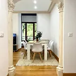 Avenida 12 *