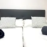 Avenida 12 Apartment