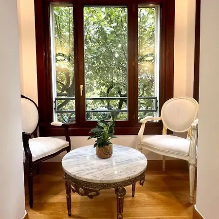 Avenida 12 * San Sebastián